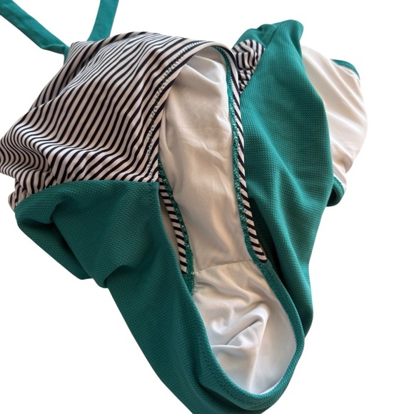 Cupshe Aqua Textured and Striped Halter Tummy Control One Piece Swimsuit Large - Picture 10 of 13